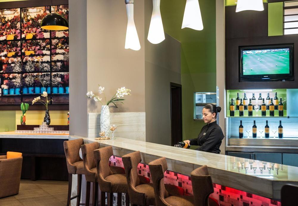 Courtyard By Marriott Guayaquil Hotel Ngoại thất bức ảnh