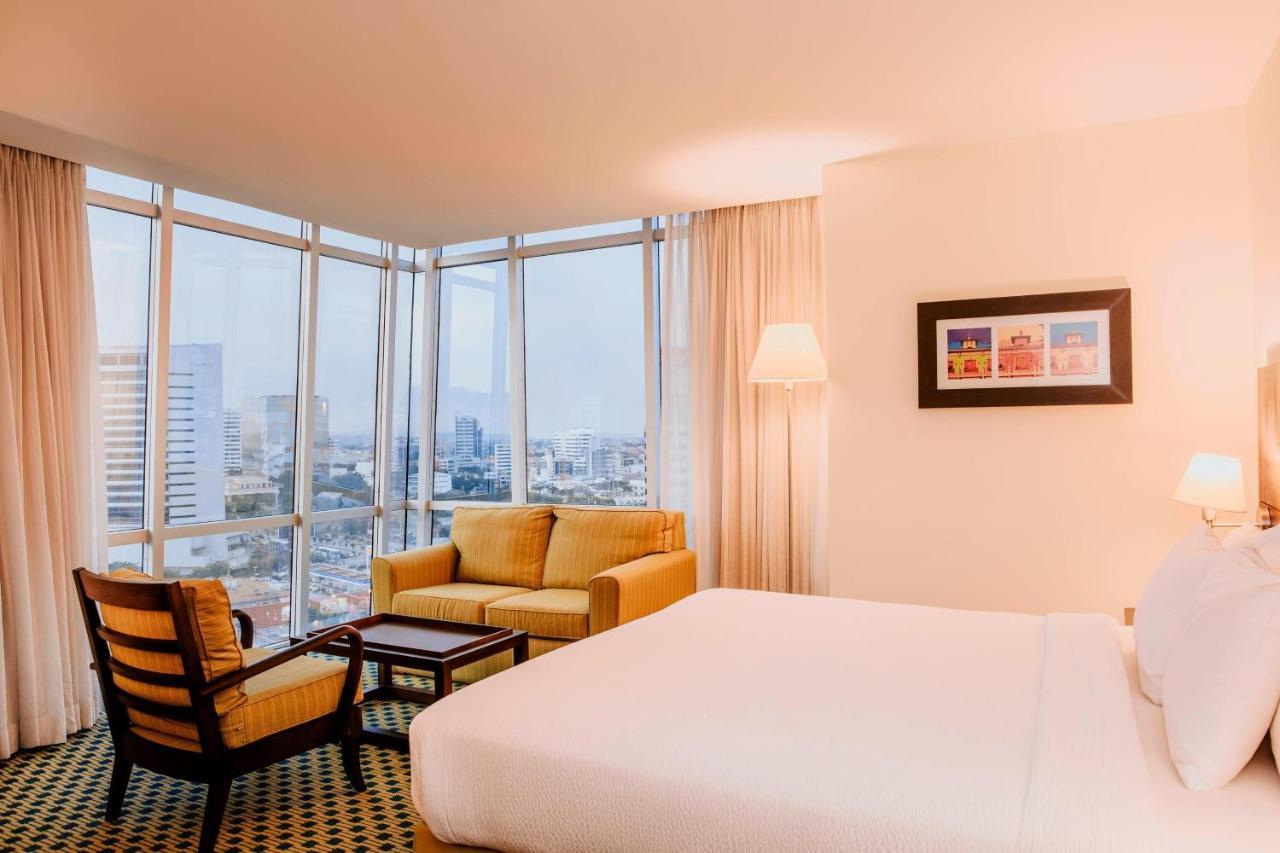 Courtyard By Marriott Guayaquil Hotel Ngoại thất bức ảnh