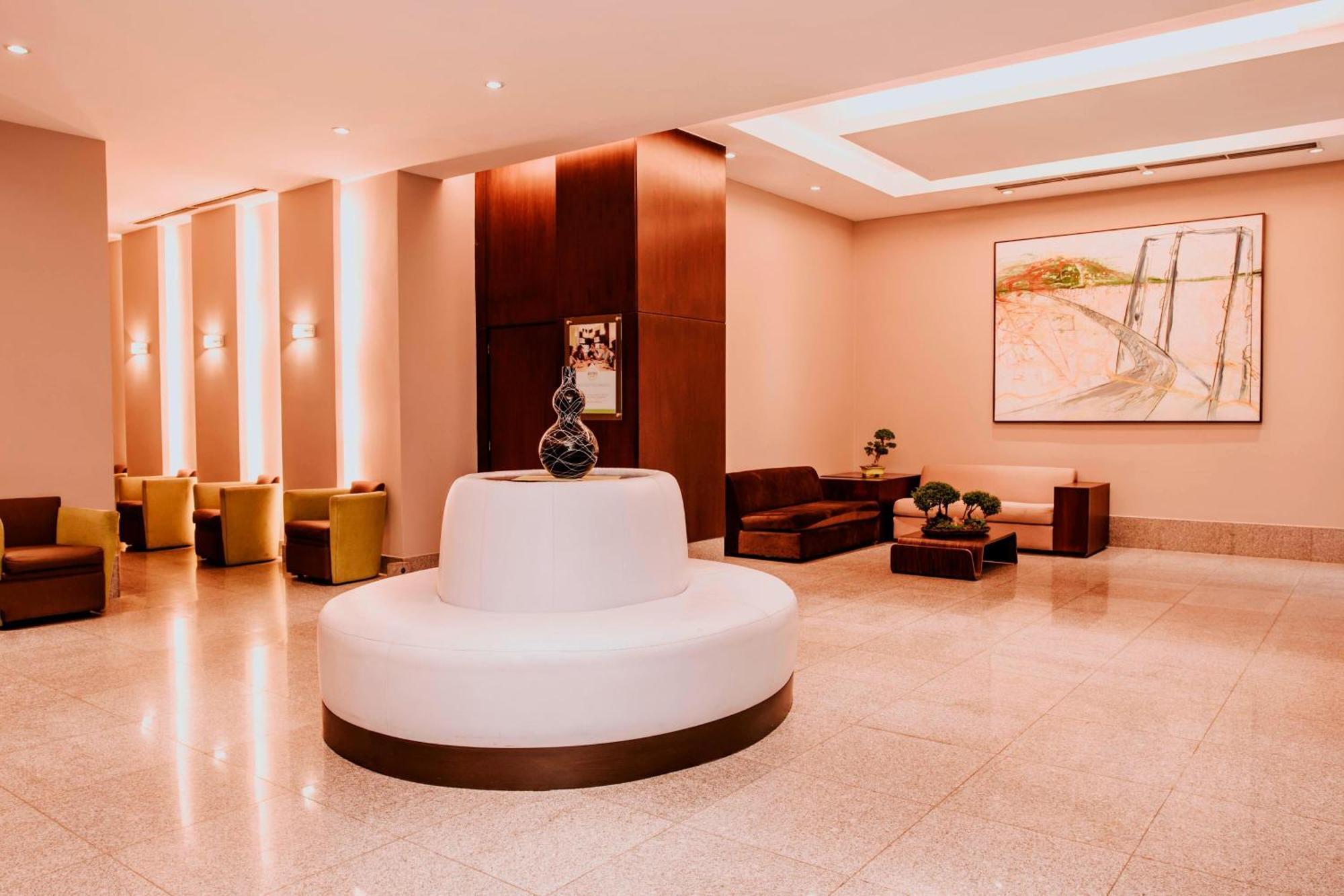 Courtyard By Marriott Guayaquil Hotel Ngoại thất bức ảnh