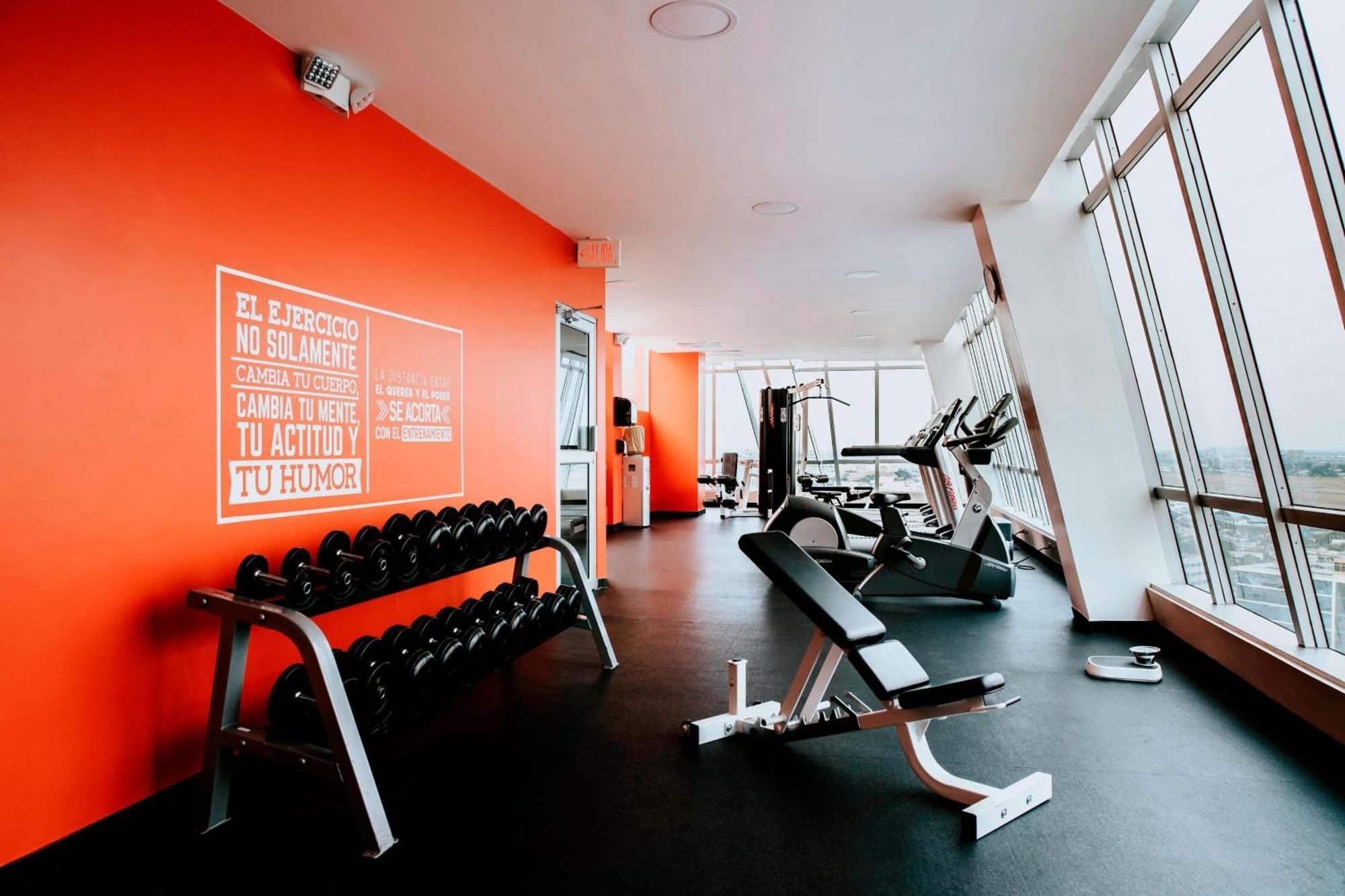 Courtyard By Marriott Guayaquil Hotel Ngoại thất bức ảnh
